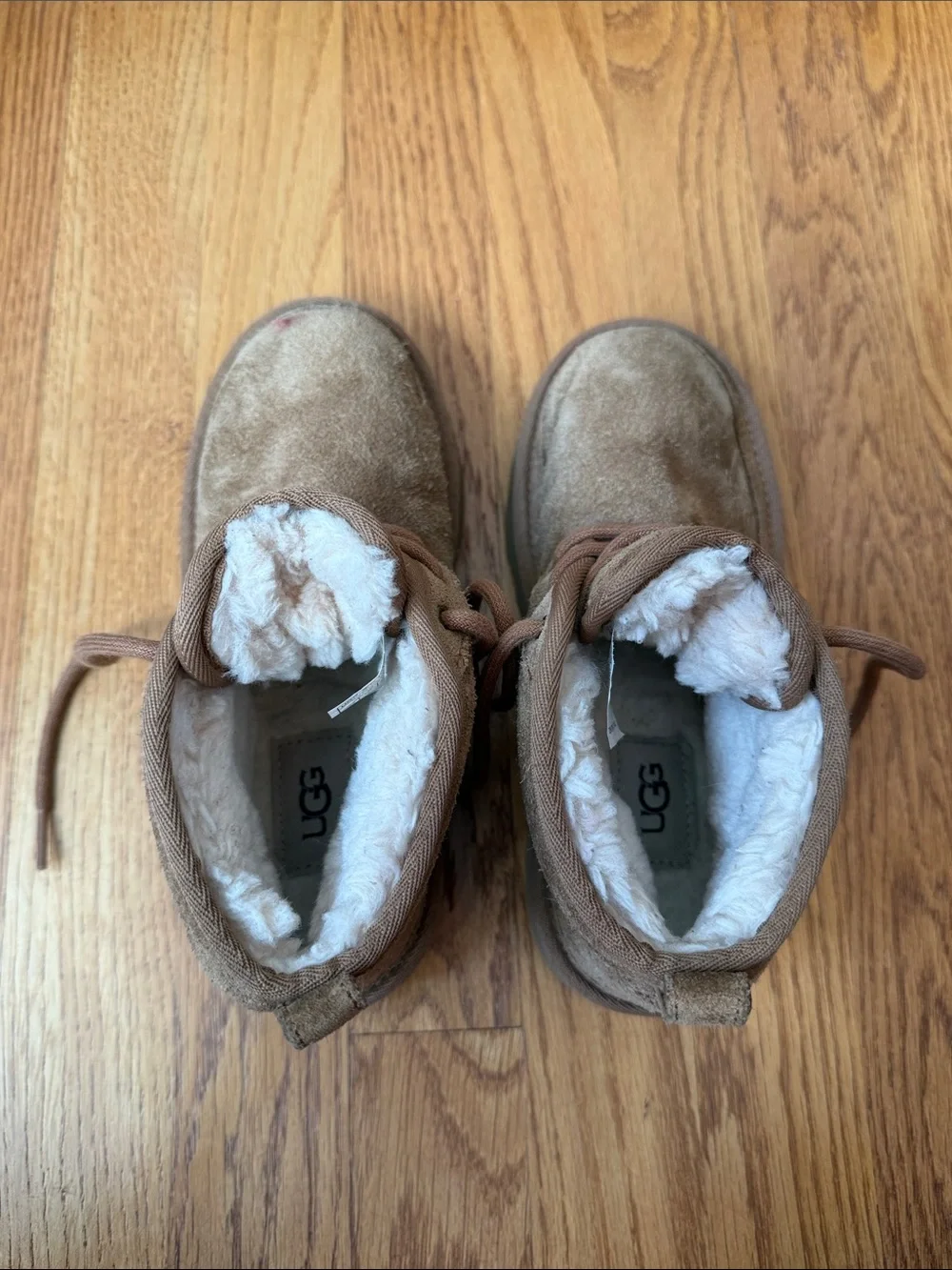 UGG Kids Boots Chukka Neumel Chestnut Brown Suede Kids Size 2